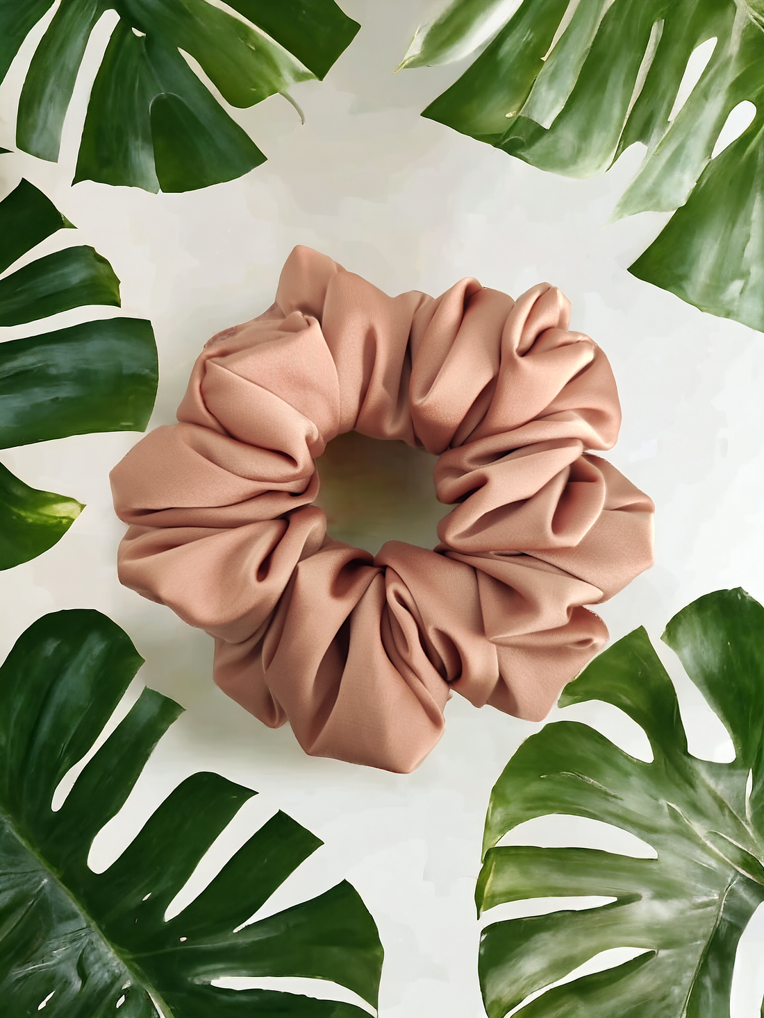 Elastic din satin nude - Medium