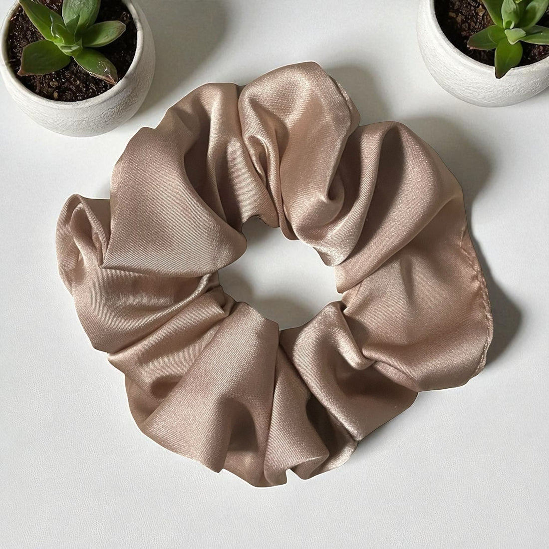 Elastic din satin nude - Small